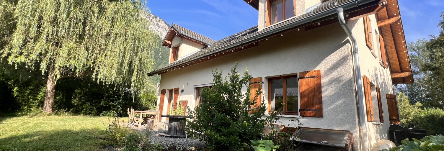 Maison 6 Pièces 197 m² à vendre à Le Bourg-d'Oisans (38520)