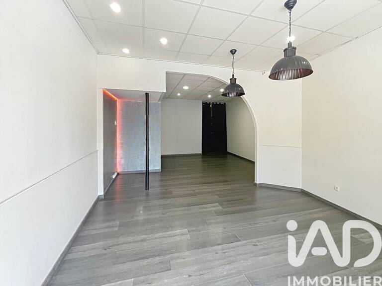 Vente Boutique/Local commercial 65 m&sup2; — photo 1