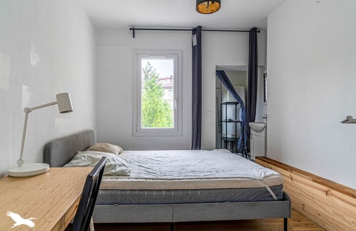 Vente appartement 4 pièces 67 m² Bordeaux (33800) — photo 3