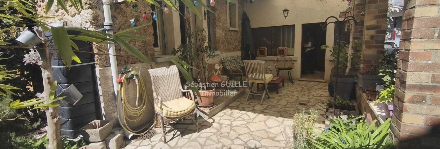 Maison 8 Pièces 136 m² à vendre à Le Mesnil-Saint-Denis (78320)