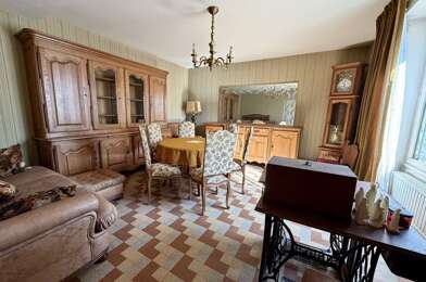 Maison 6 pièces 93372 €