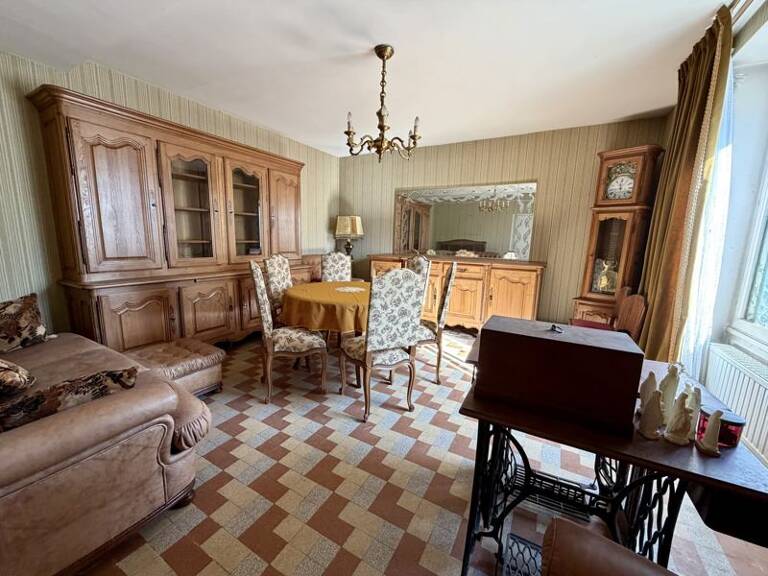 Maison de bourg de 6 pièces principales — photo 1