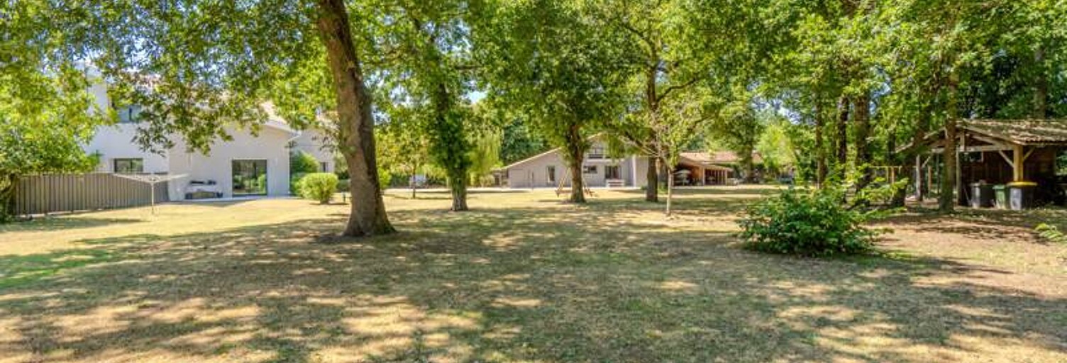 Maison 8 Pièces 300 m² à vendre à Vendays-Montalivet (33930)