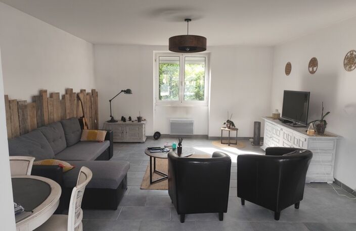 Maison en pierre de 5 pièces principales — photo 2