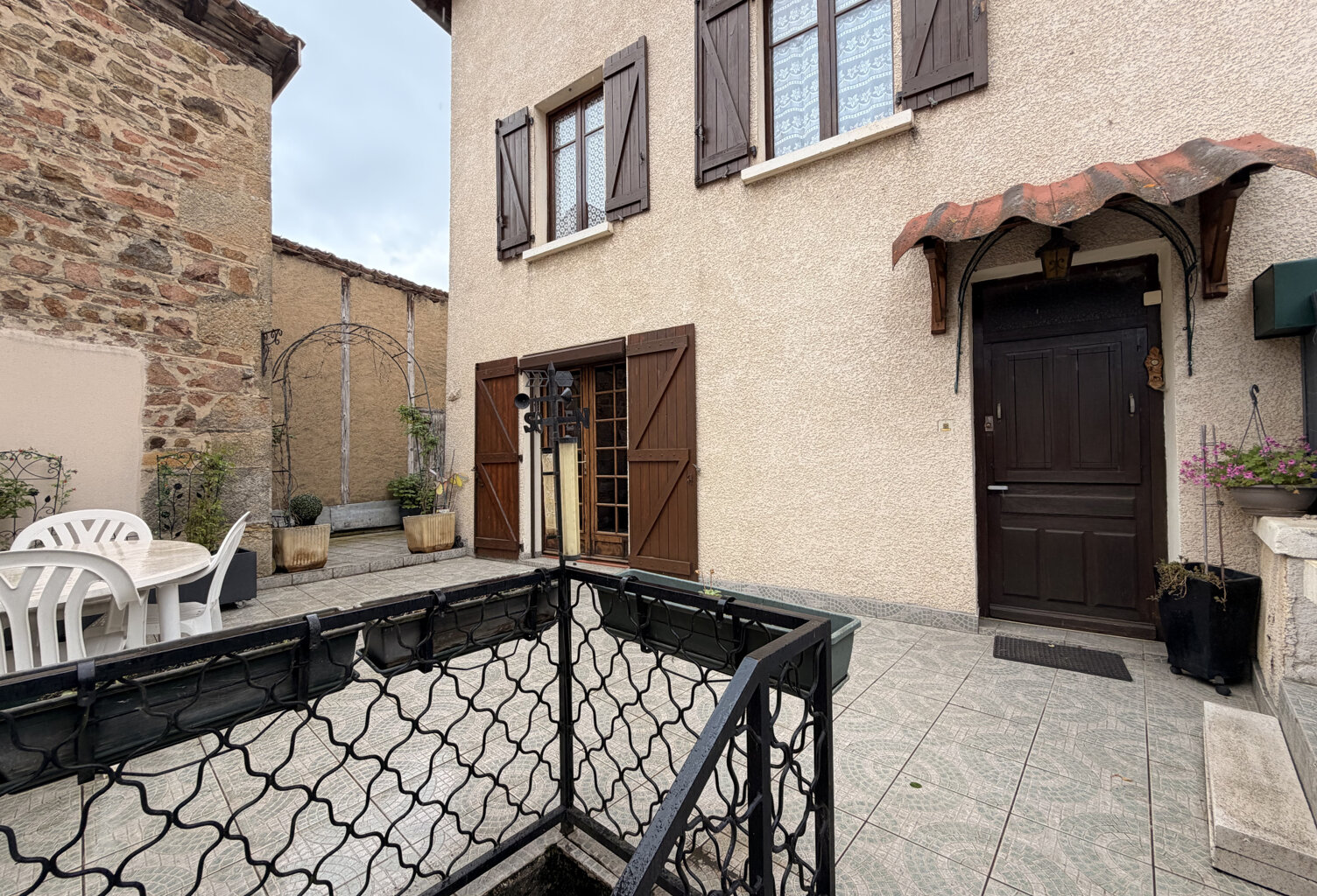 Maison 110m2 - Centre de Saint Forgeux — photo 1