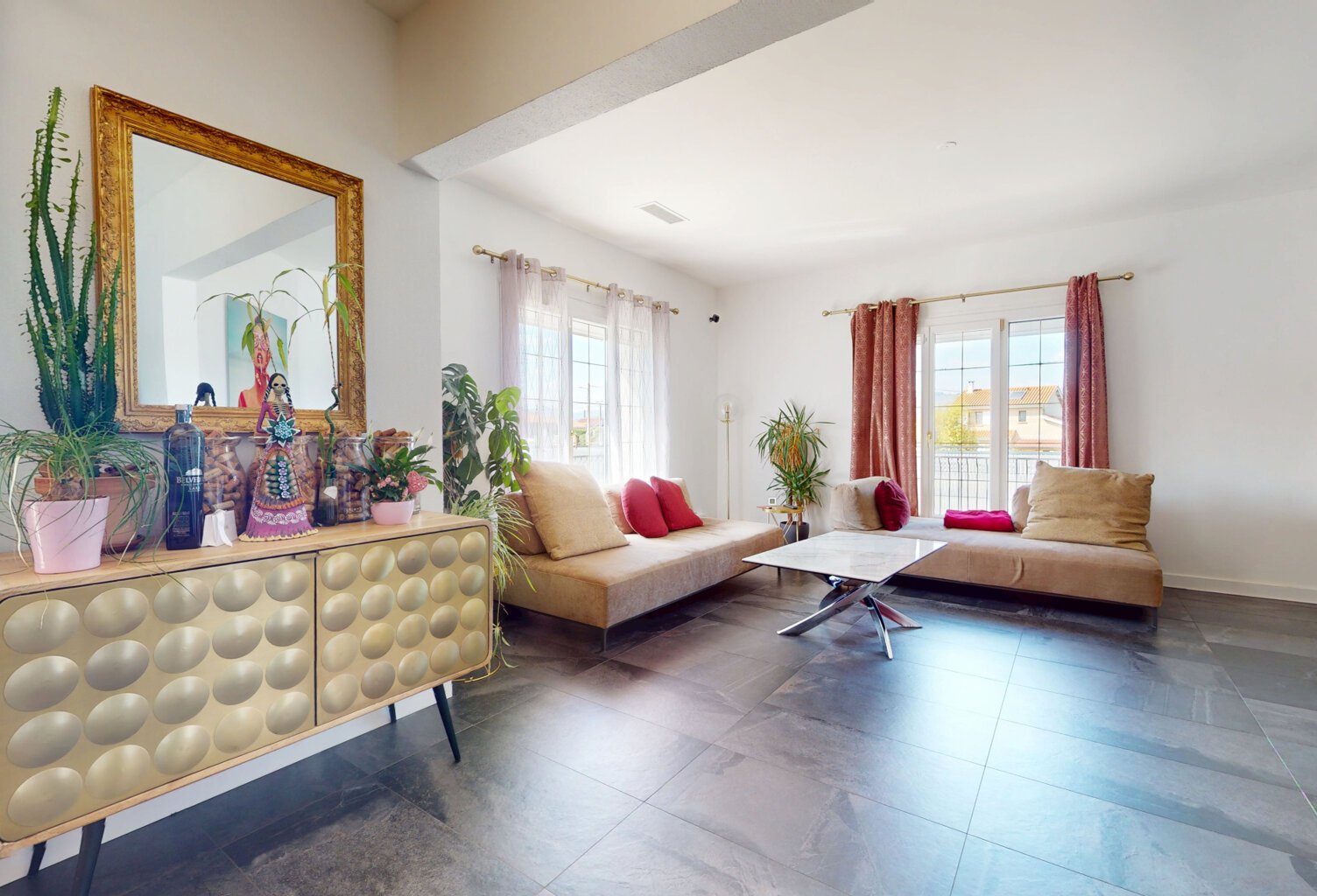 BELLE MAISON FAMILIALE AVEC PISCINE PLEIN SUD - POSSIBILITE — photo 1