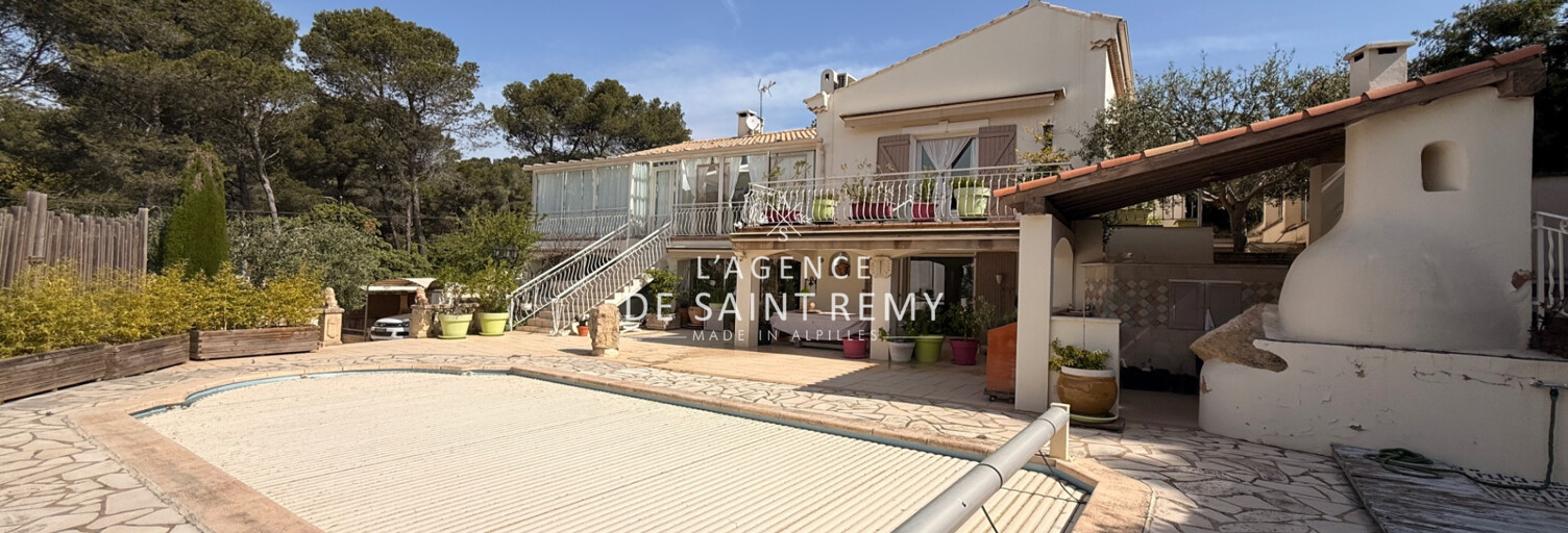 Maison 8 Pièces 335 m² à vendre à Lamanon (13113)