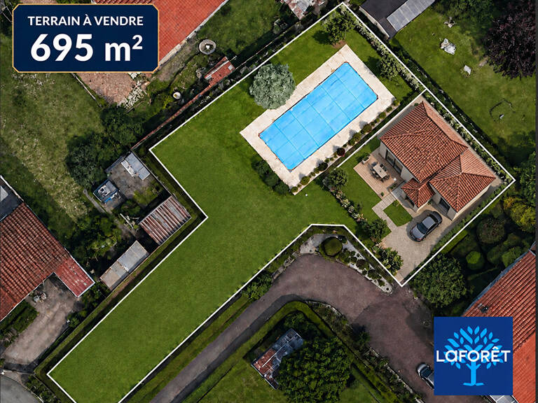 Terrain Grigny Sur Rhone 700 m2 — photo 1