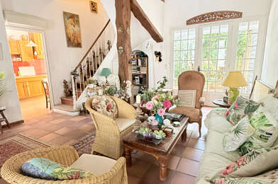 Maison 5 pièces 590000 €