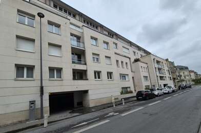 Garage  49500 €
