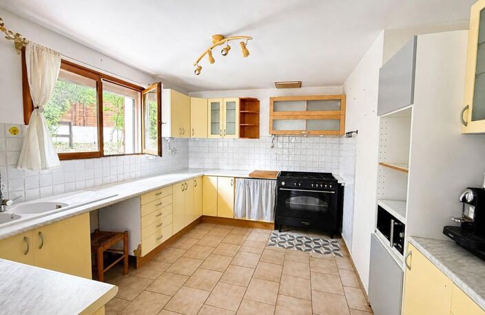 Carraire des Arlens – Pourrières Élégante propriété familiale avec studio indépendant, au cœur d’un écrin de nature — photo 5