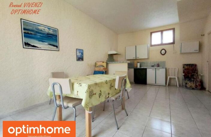PRADES CENTRE – 3 chambres, balcons et terrasse avec vue montagnes – 80 000 € — photo 2