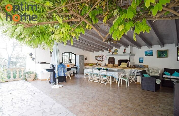AIX-EN-PROVENCE – Propriété familiale et multi-usages de 360 m² avec piscine et espaces indépendants — photo 3
