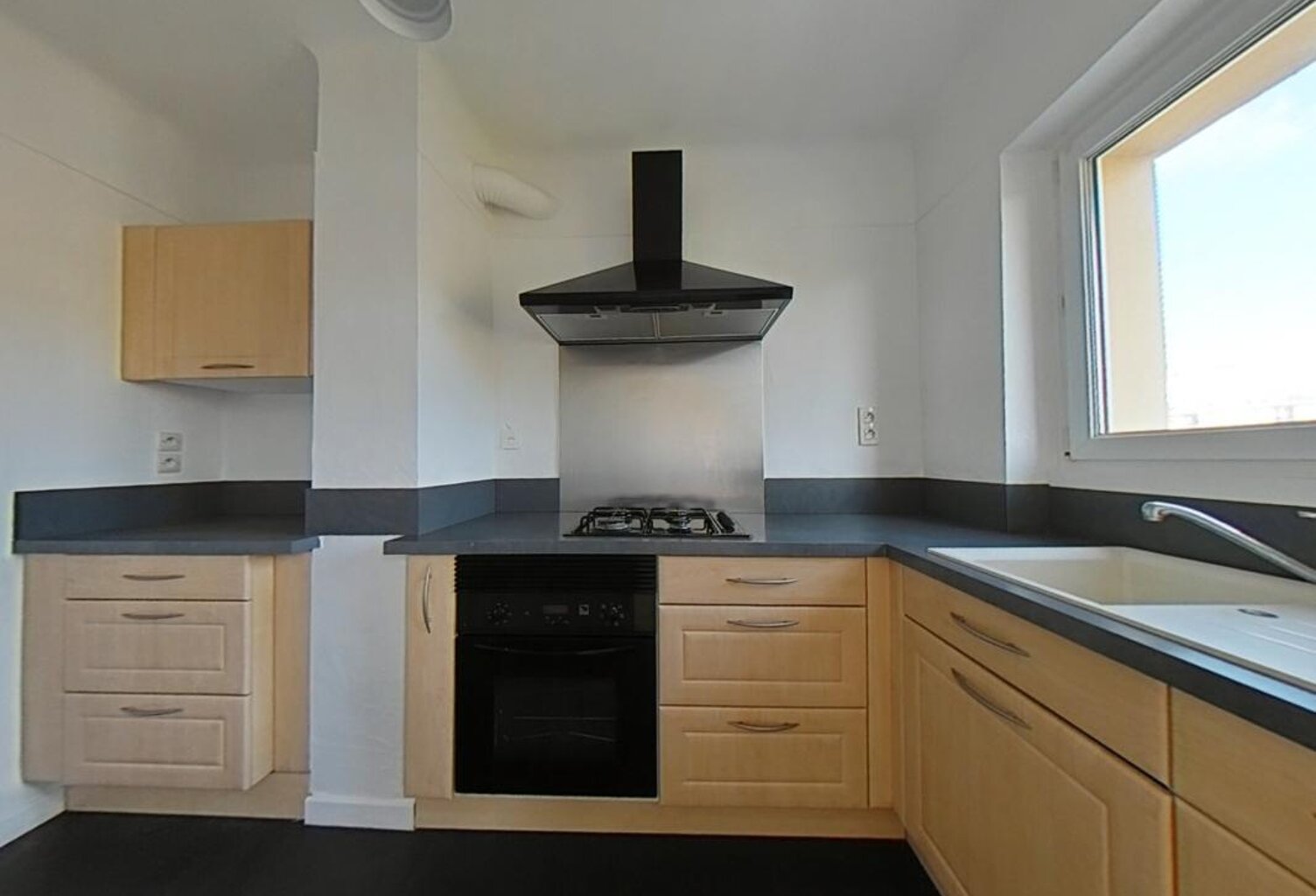 Appartement F3 – 42 rue des Pyramides à Thionville — photo 1