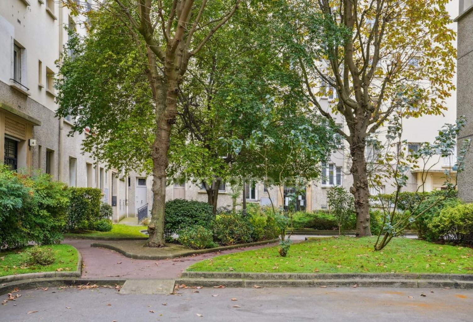 4 pièces de 83m2 traversant, avec ascenseur, gardien, cave et local à vélos — photo 1