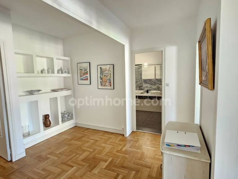EN EXCLUSIVITE DANS UN SECTEUR PRISE SUPERBE APPARTEMENT DE TYPE 4 AVEC PARKING PRIVE — photo 1