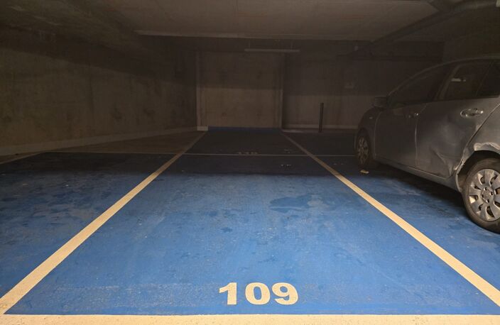 Double Parking intérieur au 1er sous-sol — photo 4