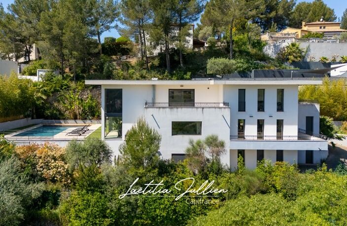 Villa californienne T5 + T2 indépendant avec piscine – Les Accates Marseille 11e — photo 2