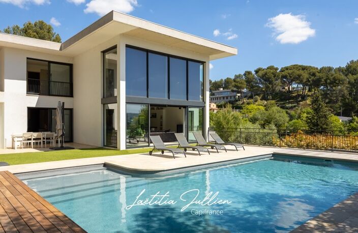 Villa californienne T5 + T2 indépendant avec piscine – Les Accates Marseille 11e — photo 5