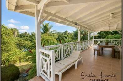 Appartement 3 pièces 975 €