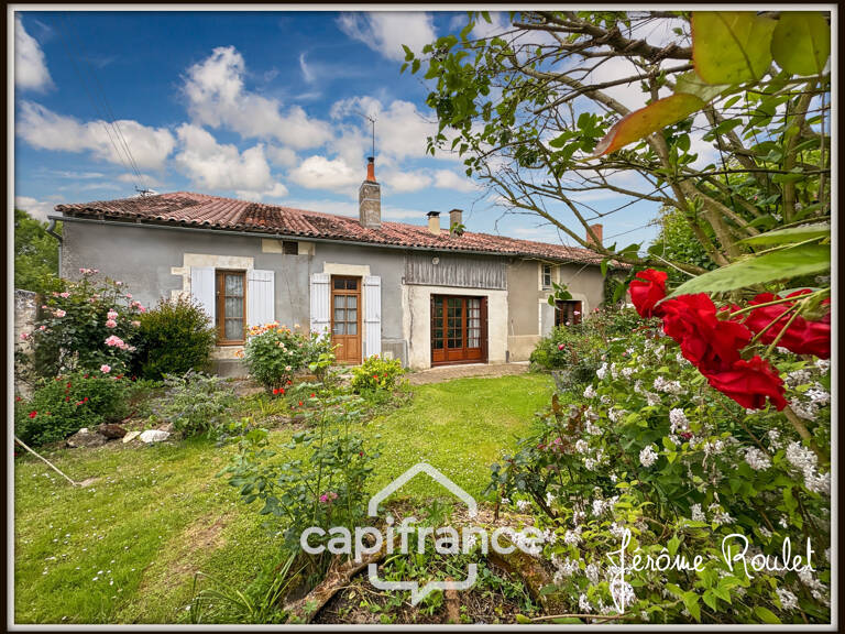 Maison en pierre à vendre 5 pièces 3 chambres Dépendances Terrain 1,5 ha Champigny-En-Rochereau (86) — photo 1