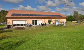 Maison 8 Pièces 281 m² à vendre à Mantenay-Montlin (01560)