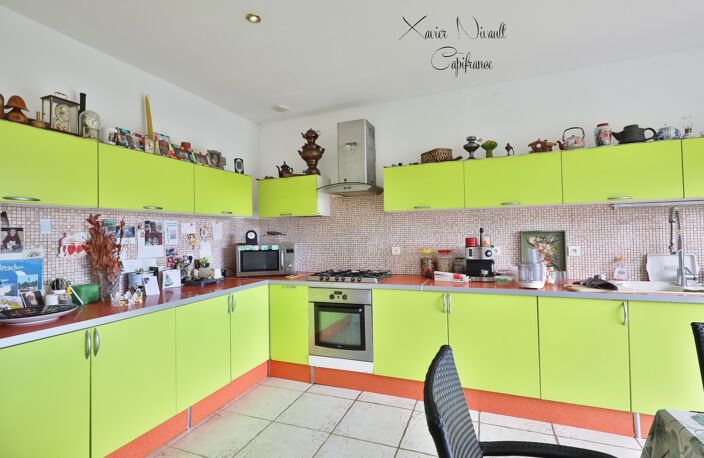 Maison à vendre 8 pièces proche de SAINT TRIVIER DE COURTES (01) — photo 4