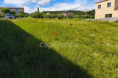 Terrain  93500 €