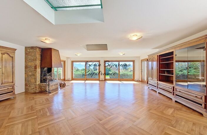 VETRAZ-MONTHOUX – Maison individuelle de 270 m² – Pièce de vie 110 m² – Terrain 4 851 m² sans vis-à-vis — photo 2