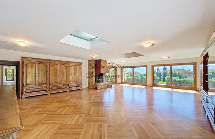 VETRAZ-MONTHOUX – Maison individuelle de 270 m² – Pièce de vie 110 m² – Terrain 4 851 m² sans vis-à-vis — photo 3