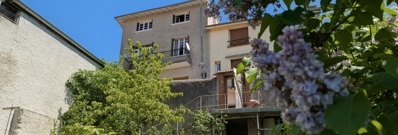 Maison 7 Pièces 141 m² à vendre à Saint-Germain-Laval (42260)