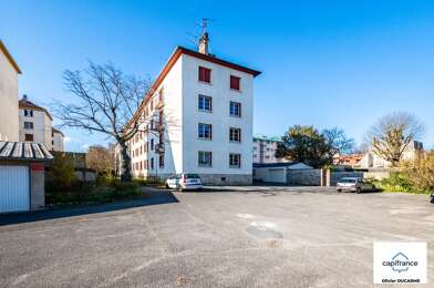 Appartement 3 pièces 660 €