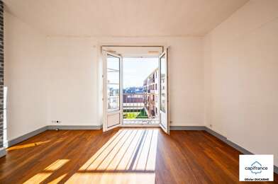 Appartement 3 pièces 660 €