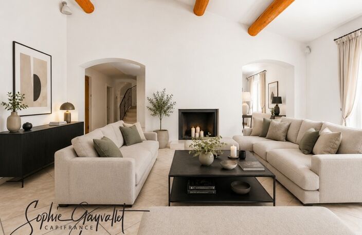 Villa d’exception au cœur du Golf International de Pont Royal - Vente à Terme Libre — photo 2