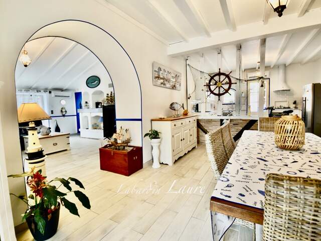 Maison en pierre de 155m2 - 4 chambres - à BIRAC SUR TREC (47) — photo du bien
