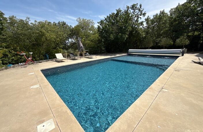 AU NORD DE MONTPELLIER, VILLA CONTEMPORAINE DE 324 m2 SUR UN TERRAIN DE PRÈS DE 1700 M2 AVEC PISCINE — photo 2