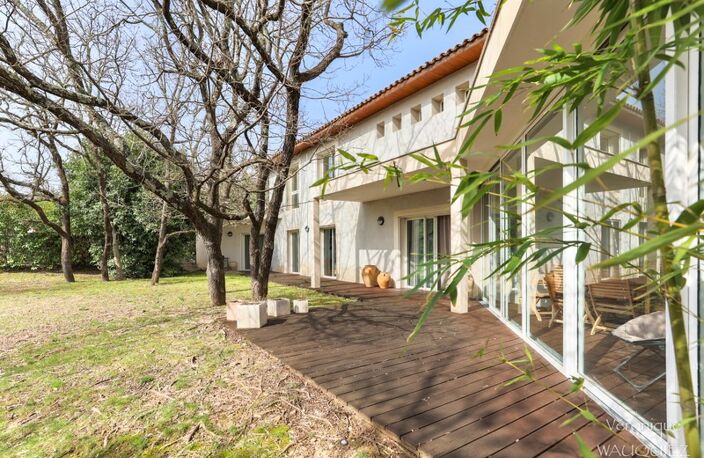 AU NORD DE MONTPELLIER, VILLA CONTEMPORAINE DE 324 m2 SUR UN TERRAIN DE PRÈS DE 1700 M2 AVEC PISCINE — photo 5