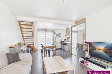 Maison 5 pièces 323300 €