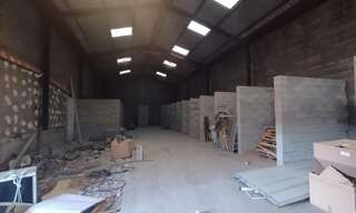 Local industriel  450 m² à louer à Clermont-Ferrand (63000)