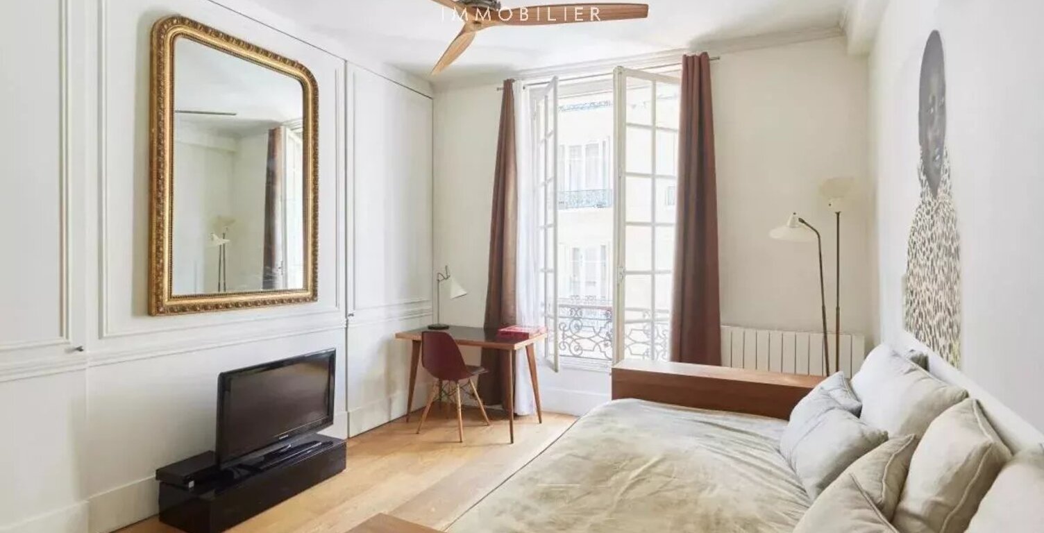 Studio renové - rue de Lille Paris 7e — photo 1