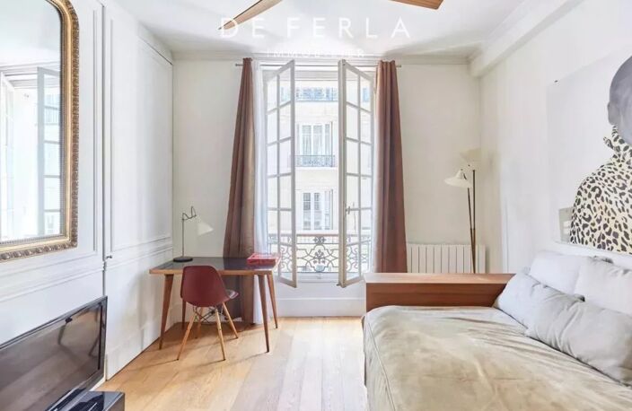Studio renové - rue de Lille Paris 7e — photo 2