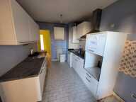Appartement À Vendre Avignon Extra-Muros, 76 m², 2 chambres, face aux remparts, terrasse et cellier, parking — photo 3