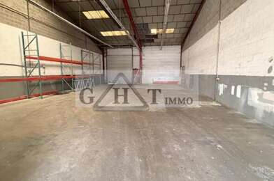 Local industriel  3936 €