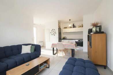Appartement 3 pièces 230000 €