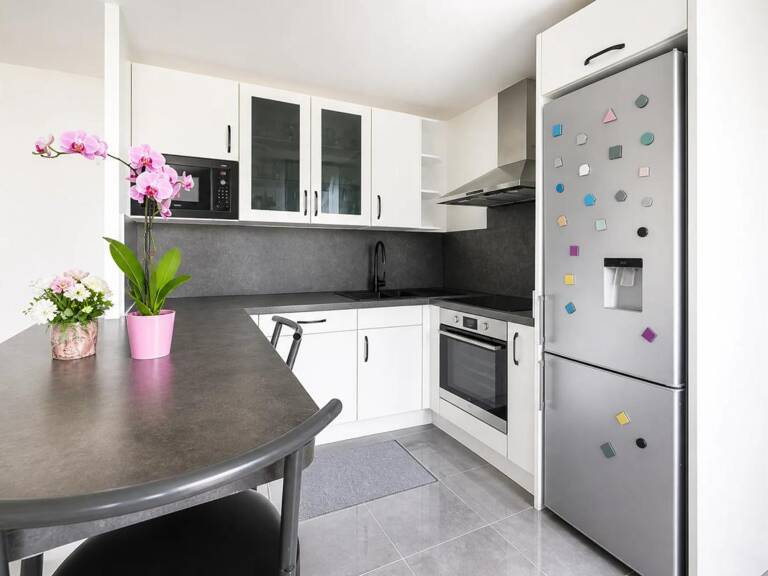 Duplex lumineux 4 pièces à Stains avec extérieurs — photo 1
