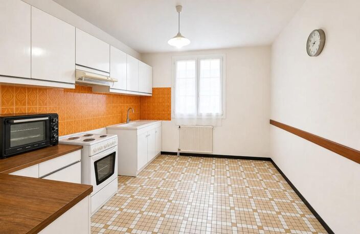 Maison 5 pièces à Roches-Prémarie-Andillé louée — photo 4