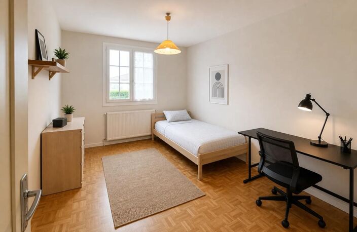 Maison 5 pièces à Roches-Prémarie-Andillé louée — photo 5