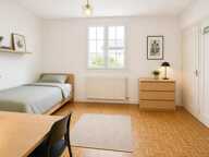 Maison 5 pièces à Roches-Prémarie-Andillé louée — photo 4