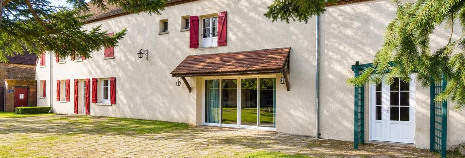 Maison 10 Pièces 319 m² à vendre à Saintigny (28480)