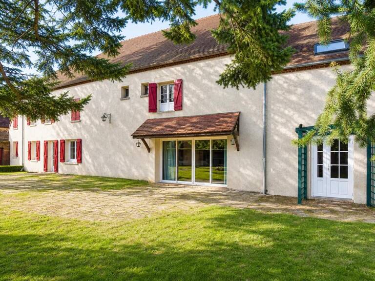 Maison familiale de 319 m² à Saintigny, 10 pièces — photo 1